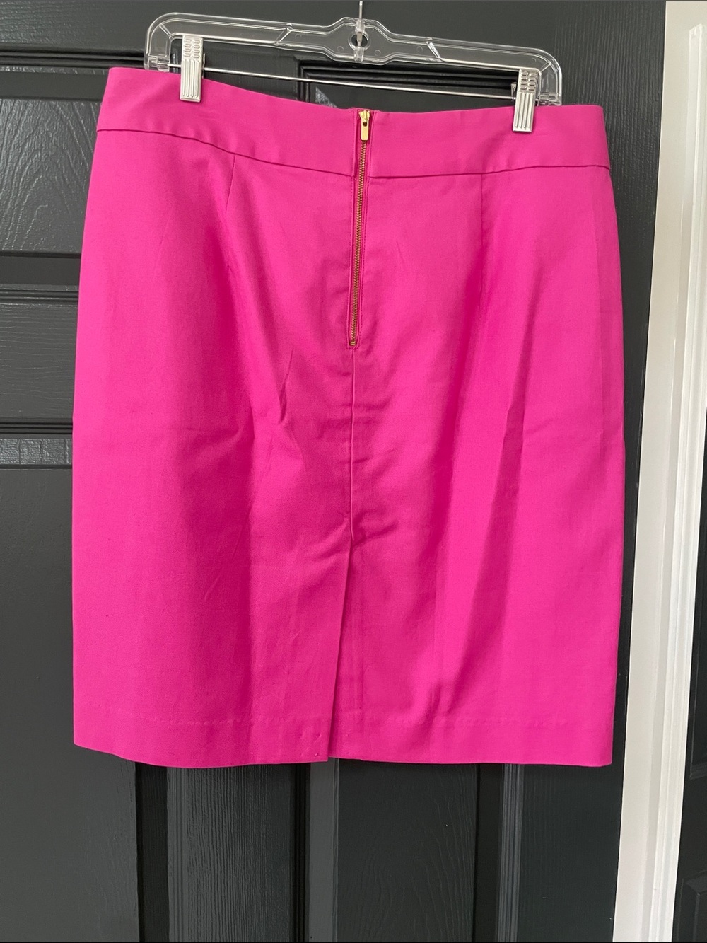 Banana Republic Bright Pink Pencil Skirt - Picture 2 of 7